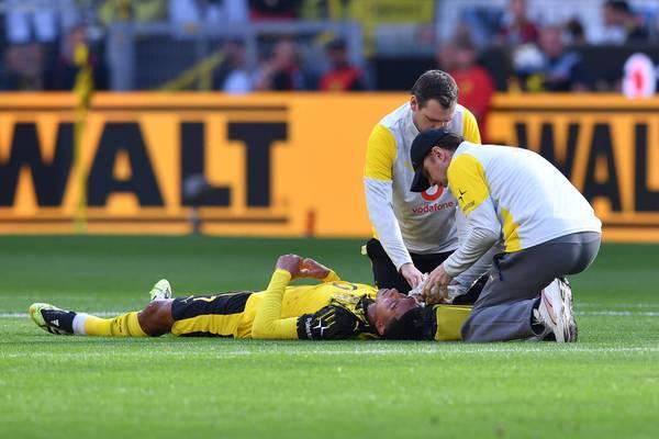 官方入口-争顶时与柏林联合球员相撞，乔布-贝林厄姆脸上鲜血直流