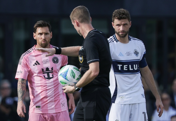 官方入口-日本门将：38岁的梅西依旧是顶级球员，他看到的景象和别人不一样