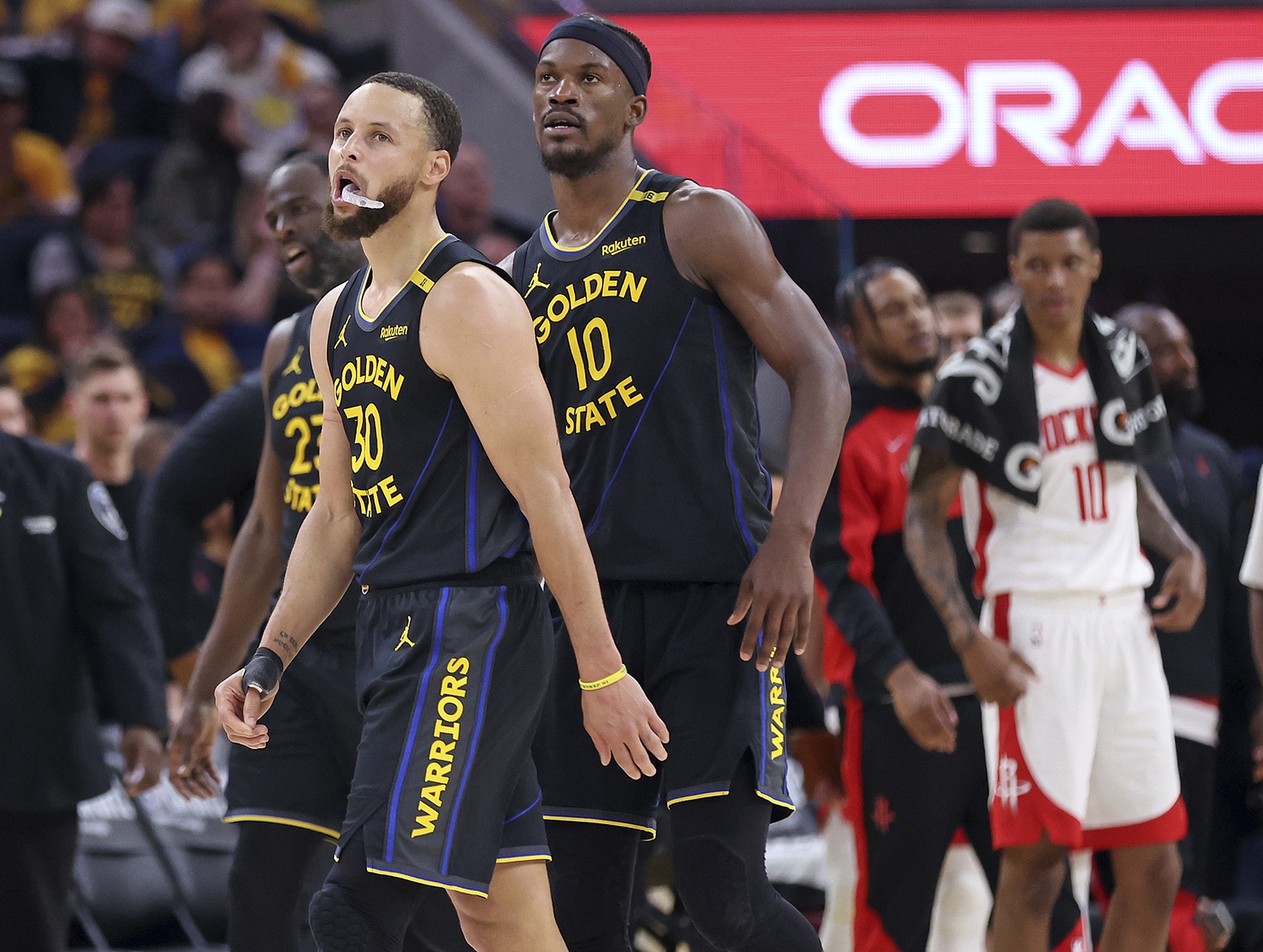 B体育app-本赛季库里&amp;巴特勒同时缺阵勇士5胜12负 胜率低至29.4%