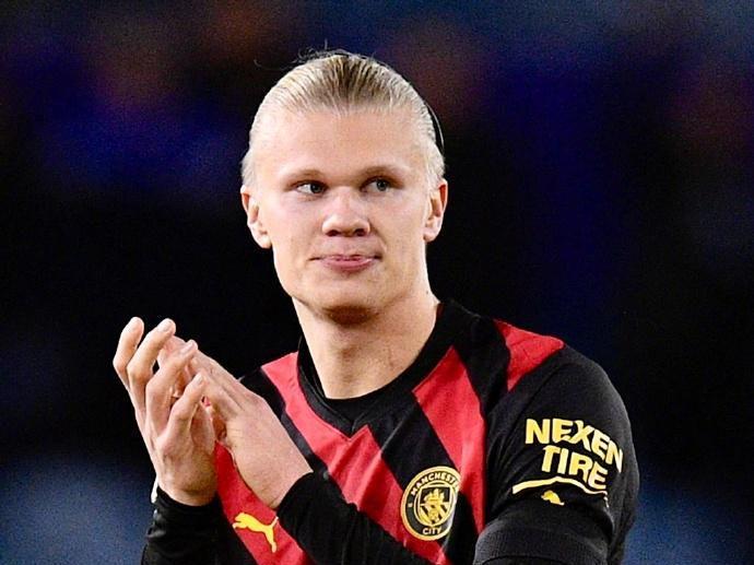 B体育app-瓜式曼城关键战掉链子，哈兰德隐身无作为，争冠希望已大幅缩水